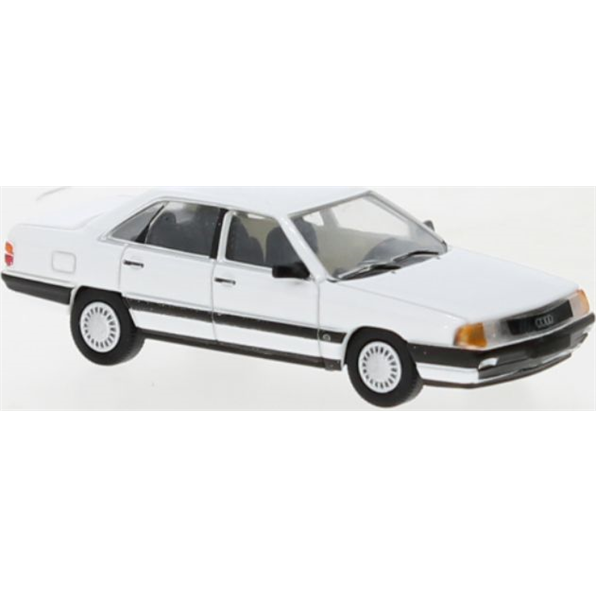 Audi 100 (C3) White 1982