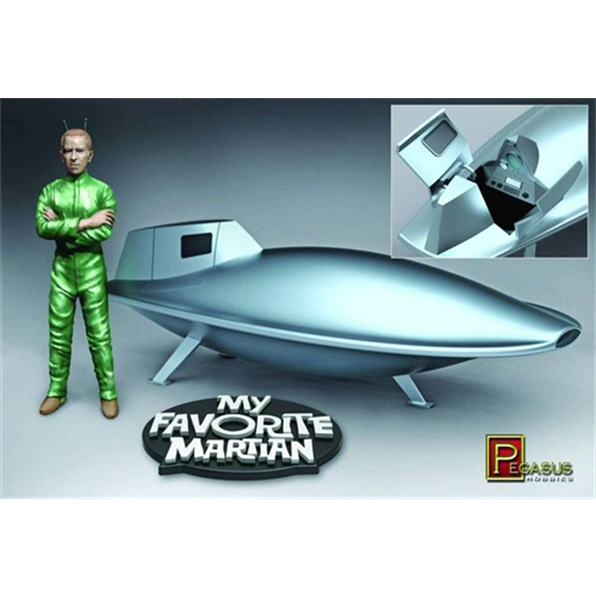 My Favorite Martian Uncle Martin Figure and Spaceship Pre-Built