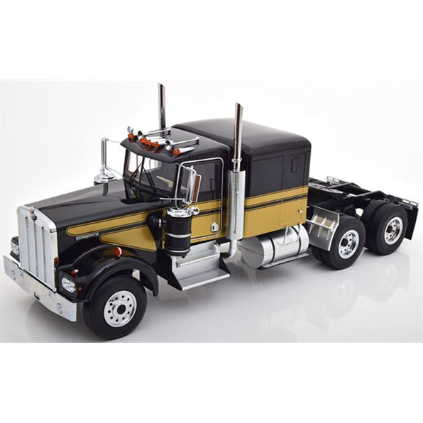 Kenworth W900 Black/Gold 'Smokey and the Bandit Look-a-Like'