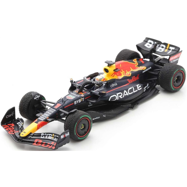 Oracle Red Bull Racing RB18 #1 1st Japan GP 2022 Max Verstappen w/#1 + Board
