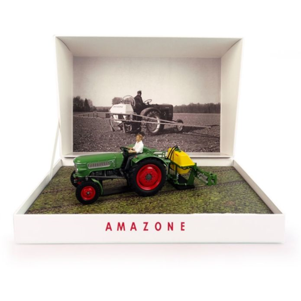 Amazone S300 Sprayer + Fendt Farmer 2 with Driver Box Set