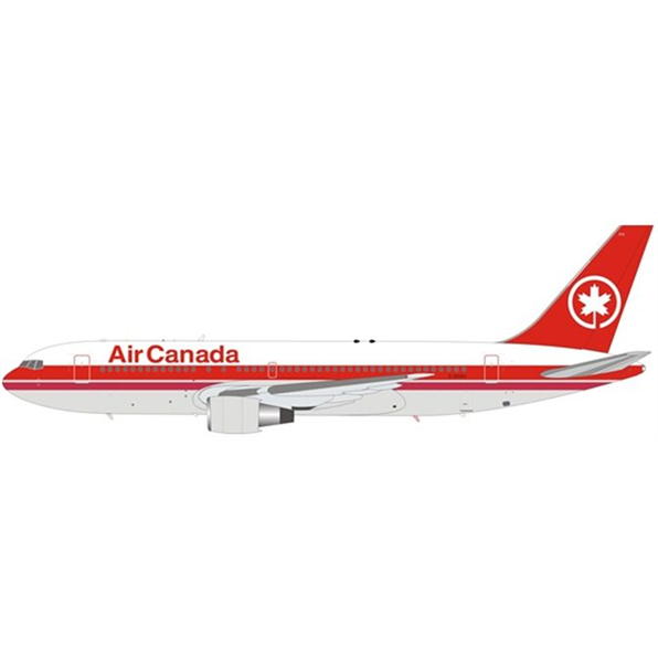 Boeing 767-233/ER Air Canada C-GDSU Plus Stand