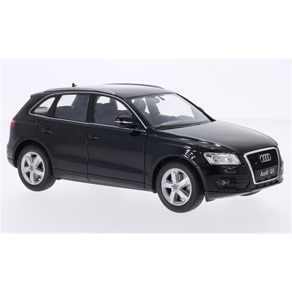 Audi Q5 - Black