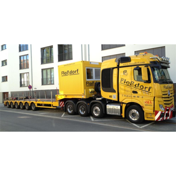 Mercedes Benz Actros MP4 SLT Big Space 8X4 Semi Low Loader + 10ft Container 'Flodorf'