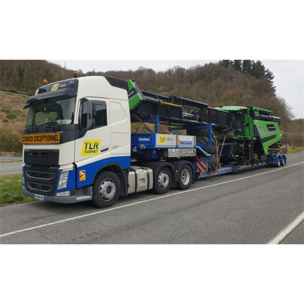 Volvo FH4 Globetrotter 6x2 Twinsteer Lowloader Euro 2 Axle 'TLR Robinet'