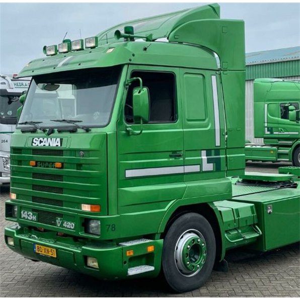 Scania 3 Series Streamline 4x2 'Hebra'